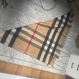 Burberry cashmere scarf/shawl
